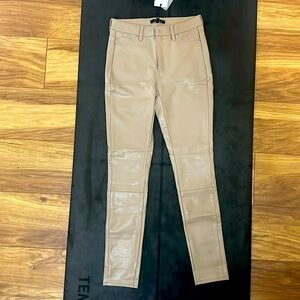 Leather skinny pants